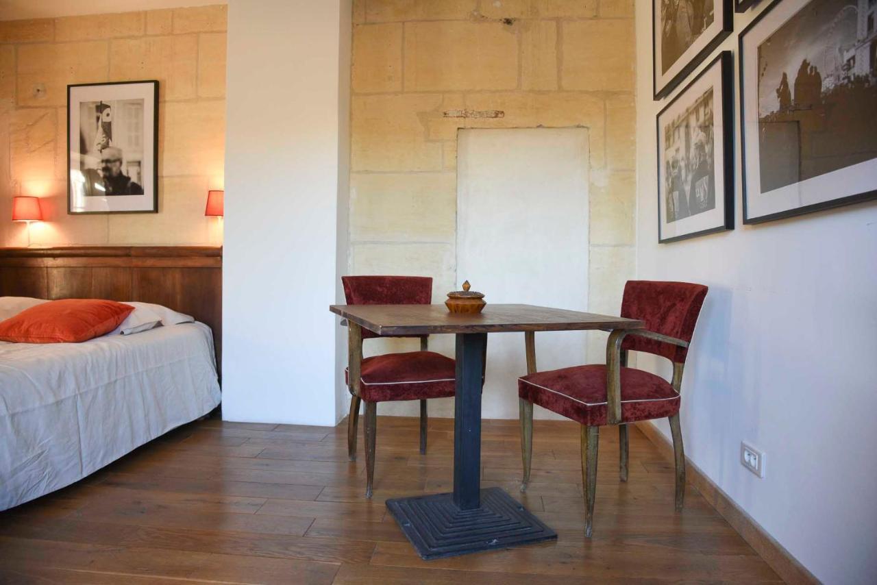 Les Chambres D'Agmara Arles Luaran gambar